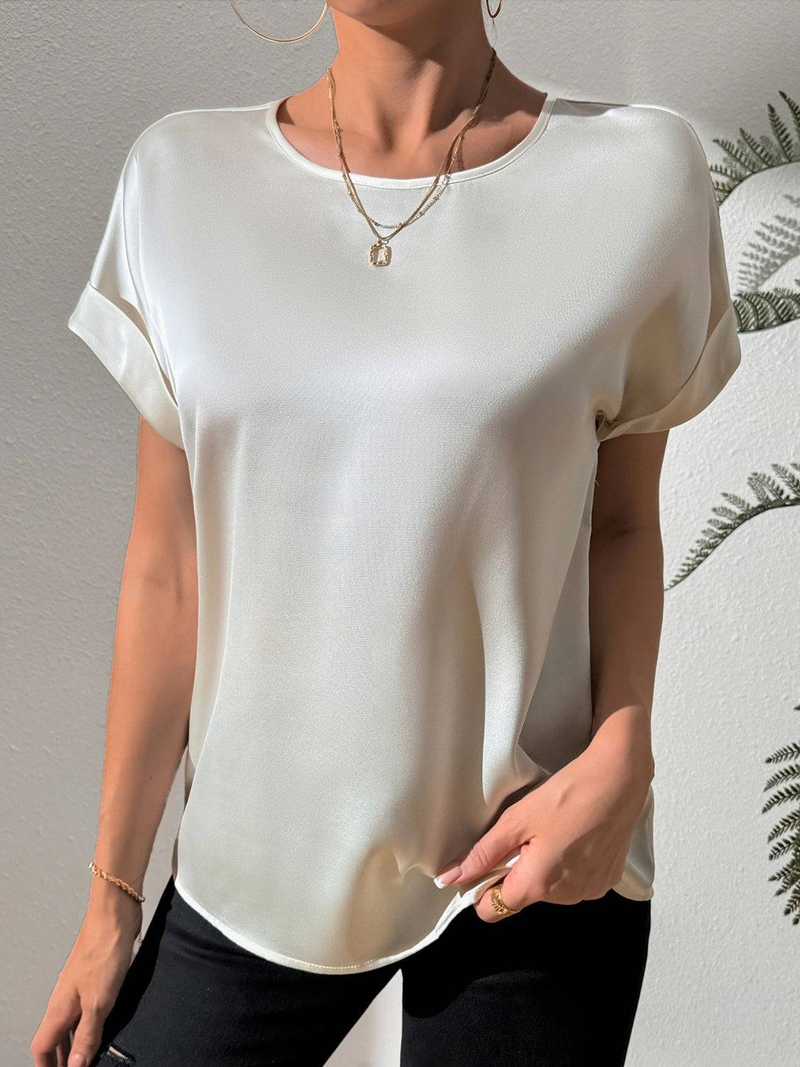 Round Neck Short Sleeve Blouse